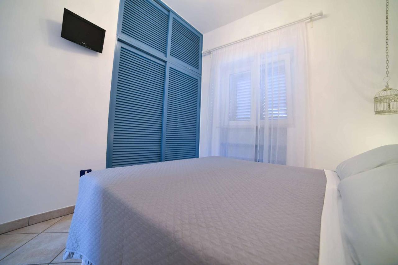 La Caletta Bed And Breakfast Torre Santa Sabina Exterior foto