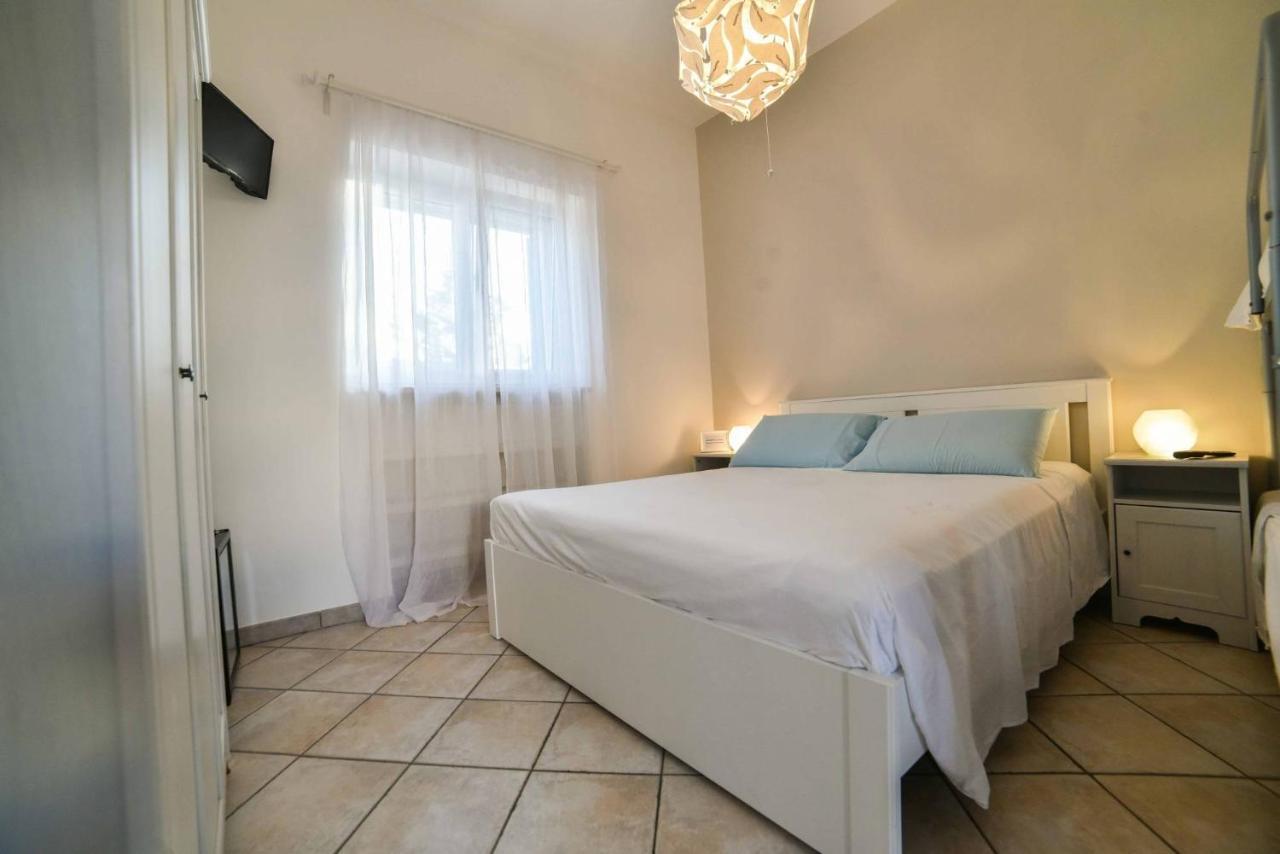 La Caletta Bed And Breakfast Torre Santa Sabina Exterior foto