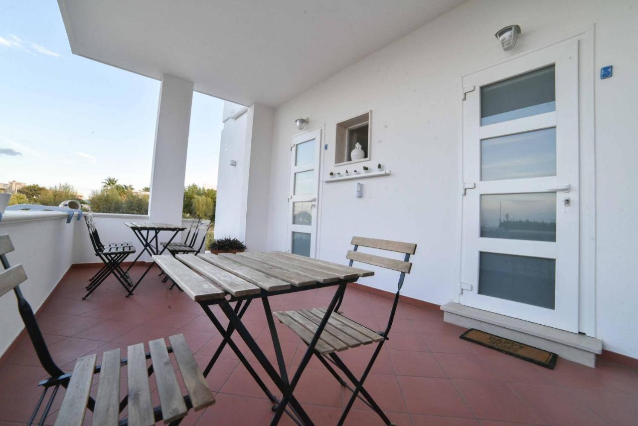 La Caletta Bed And Breakfast Torre Santa Sabina Exterior foto